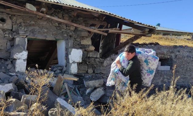 Bakan Kurum’dan Ardahan açıklaması: 44 ağır hasarlı, 25 yıkılmış bina var