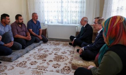 Kılıçdaroğlu: Fethi Şahin’in ailesini ziyaret ettim