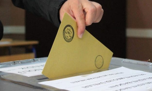 Seçim kanununda iptal istemi reddedildi