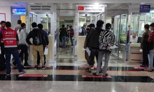Son bir haftada 3 bin 272 sistemsiz göçmen hudut dışı edildi