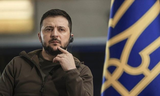 Zelenskiy’den referandumlara reaksiyon