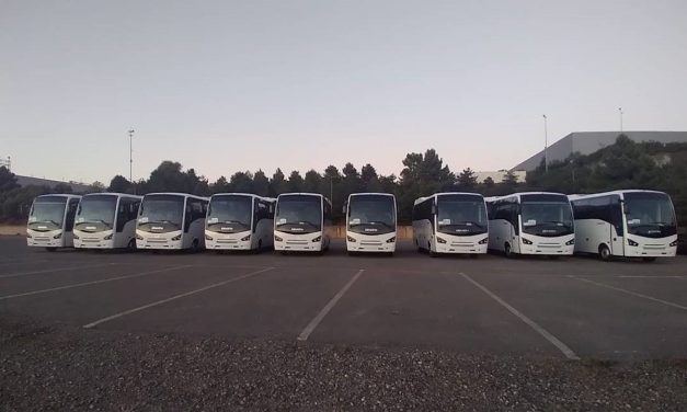 Anadolu Isuzu’dan Fas’a 12 adet Turkuaz midibüs teslimatı