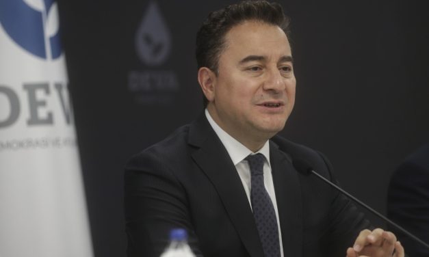 Babacan: Olur olmaz maceralarla oyalanmayacağız