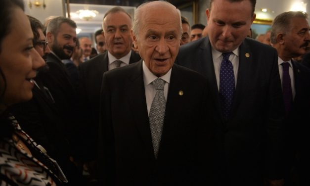Bahçeli: Başörtüsünü istismar etmenin bir manası yok