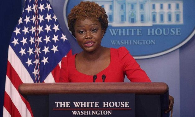 Beyaz Saray: Ekonomik bilgiler resesyona işaret etmiyor