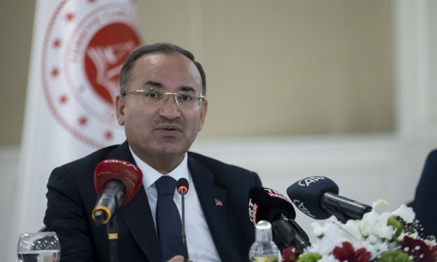 Bozdağ: Anayasa değişiklik teklif taslağı hazırlama çalışmalarımıza başlıyoruz