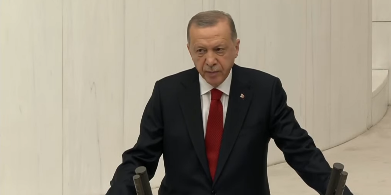 Cumhurbaşkanı Erdoğan’dan ‘yeni anayasa’ bildirisi