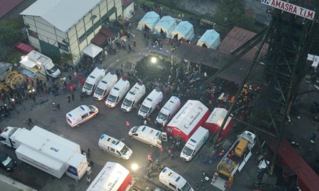 Dönmez: Maden ocağındaki yangın büyük ölçüde denetim altına alındı