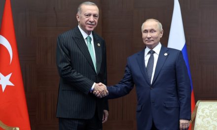 Erdoğan ile Putin bir ortaya geldi