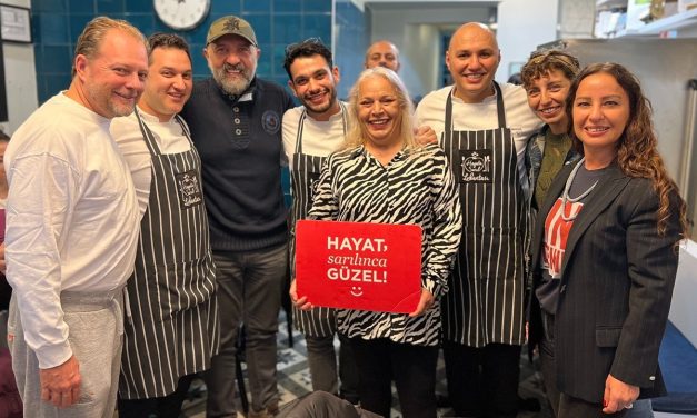 Fairmont Quasar Istanbul’dan Hayata Sarıl’a dayanak