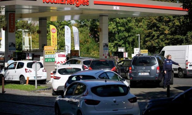 Fransa’da akaryakıt satışına kısıtlama