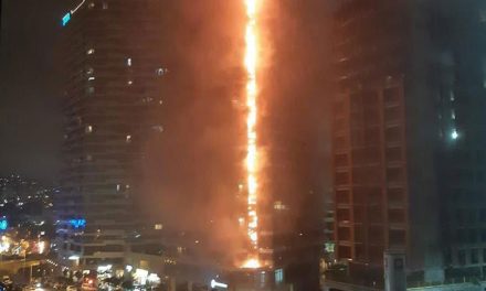 Kadıköy’deki yangın söndürüldü
