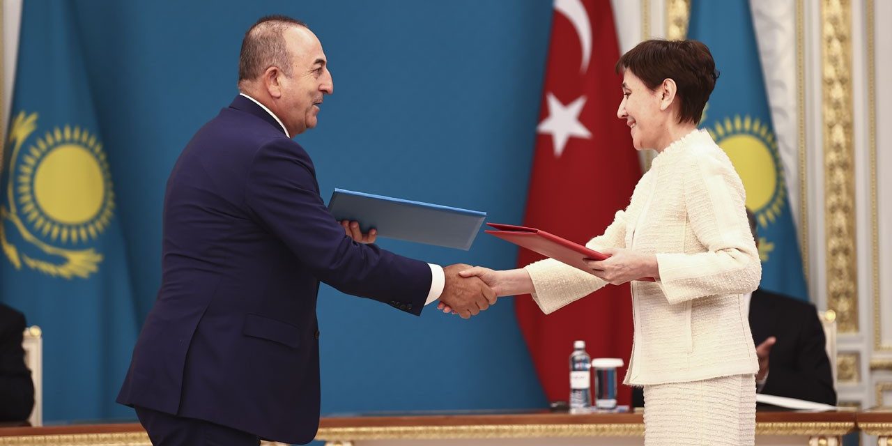 Kazakistan’la 6 muahede imzalandı