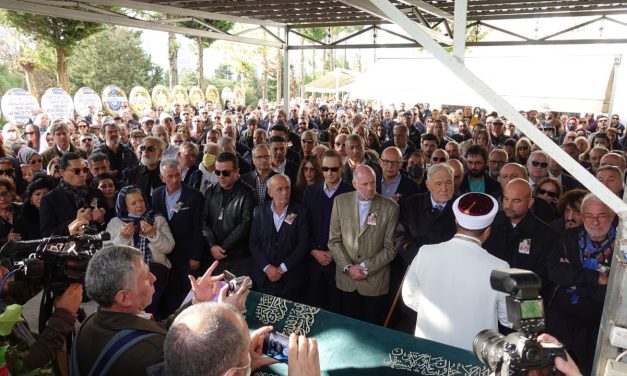 Oyuncu Billur Kalkavan son seyahatine uğurlandı