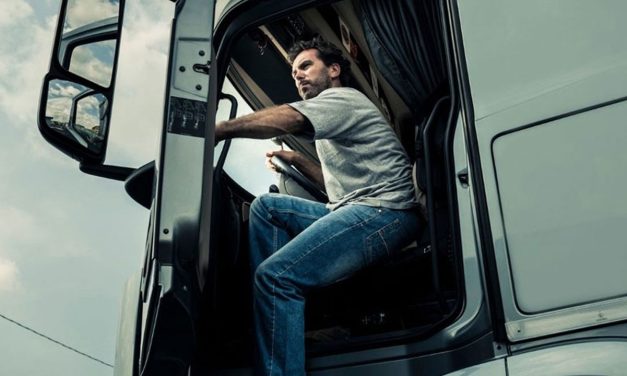 Üniversiteli şoför devri başlıyor