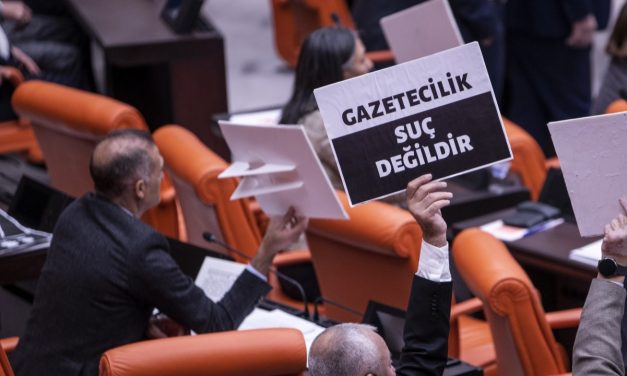 ‘Yasa çıkarsa, basın mensupları yazamaz duruma gelecek’