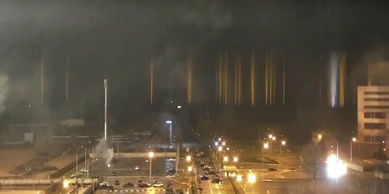 Zaporijya Nükleer Santrali’nin elektrik kontağı kesildi