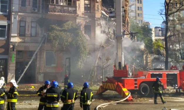 Zelenskiy: Düşman bizi parçalayamayacak