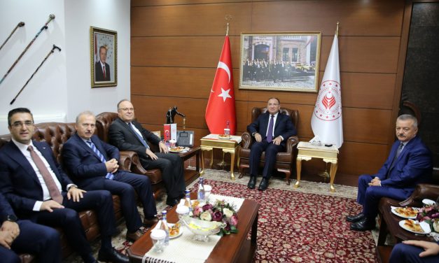 Bozdağ, Zonguldak Valiliğini ziyaret etti