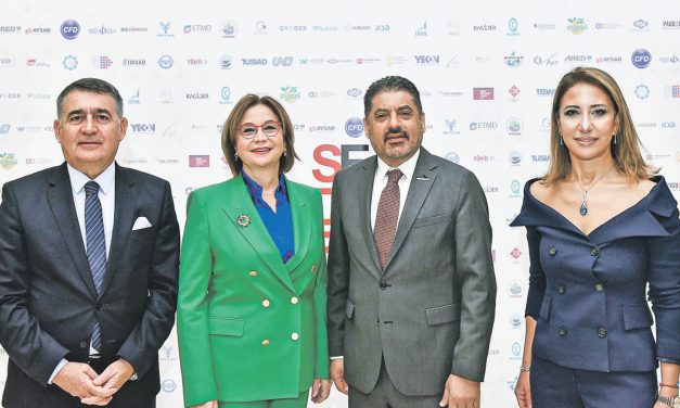 Dünyada rekabetin yolu dijital ve yeşil dönüşümden geçiyor