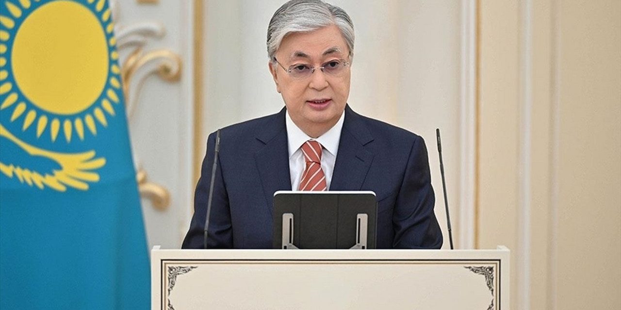 Kazakistan’da erken cumhurbaşkanlığı seçimini Kasım Cömert Tokayev yine kazandı