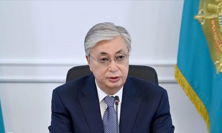 Kazakistan’da Tokayev yine cumhurbaşkanı seçildi