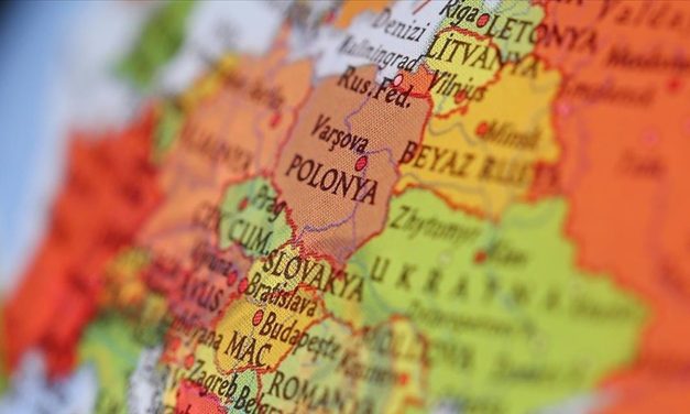 Polonya’nın Ukrayna hududundaki köye düşen füze 2 can aldı