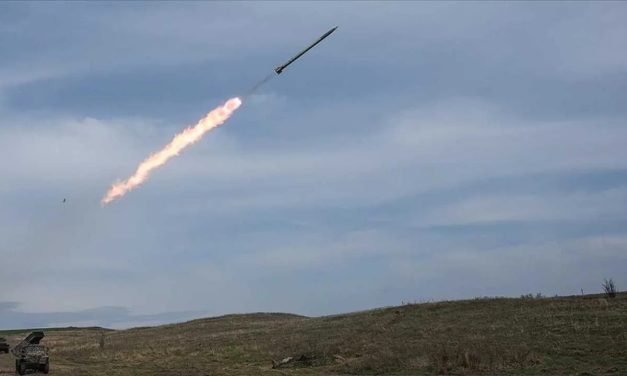 Rus füzesi Odessa’yı vurdu