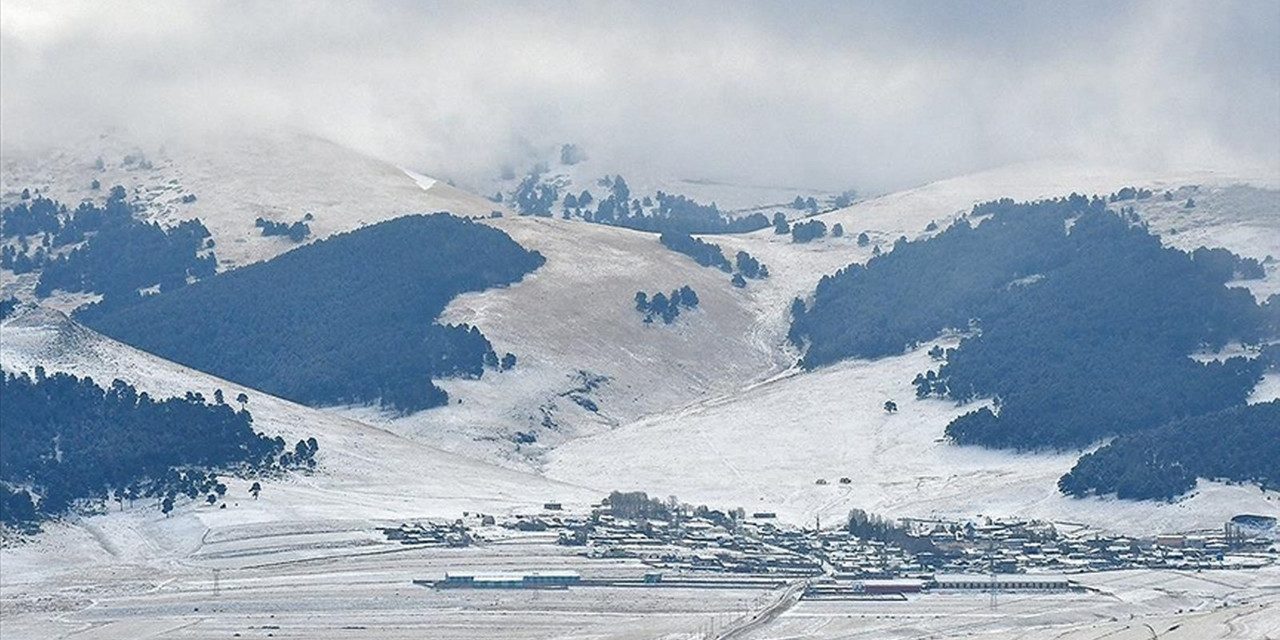 Türkiye’nin doğusunda yüksek bölümler karla kaplandı