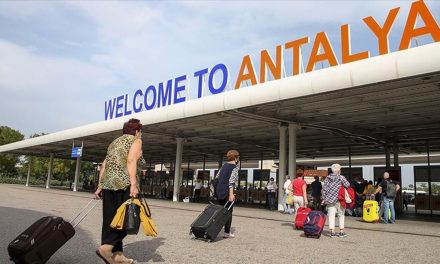 Antalya’ya gelen turist sayısında rekor