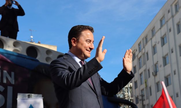 Babacan: “Ülkenin her alanında kriz üzerine kriz yaşıyoruz”