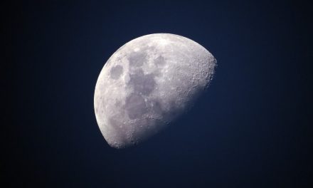 BAE, uzay aracını Ay’a gönderme tarihini yeniden erteledi