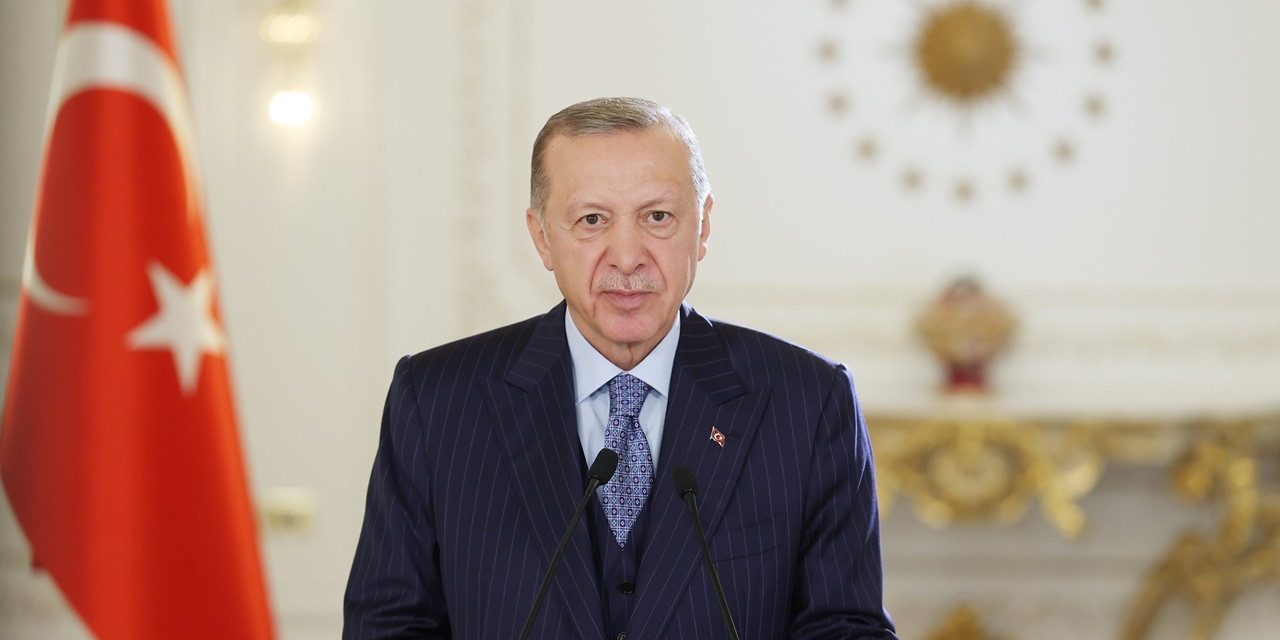 Cumhurbaşkanı Erdoğan’dan şehit ailesine başsağlığı iletisi