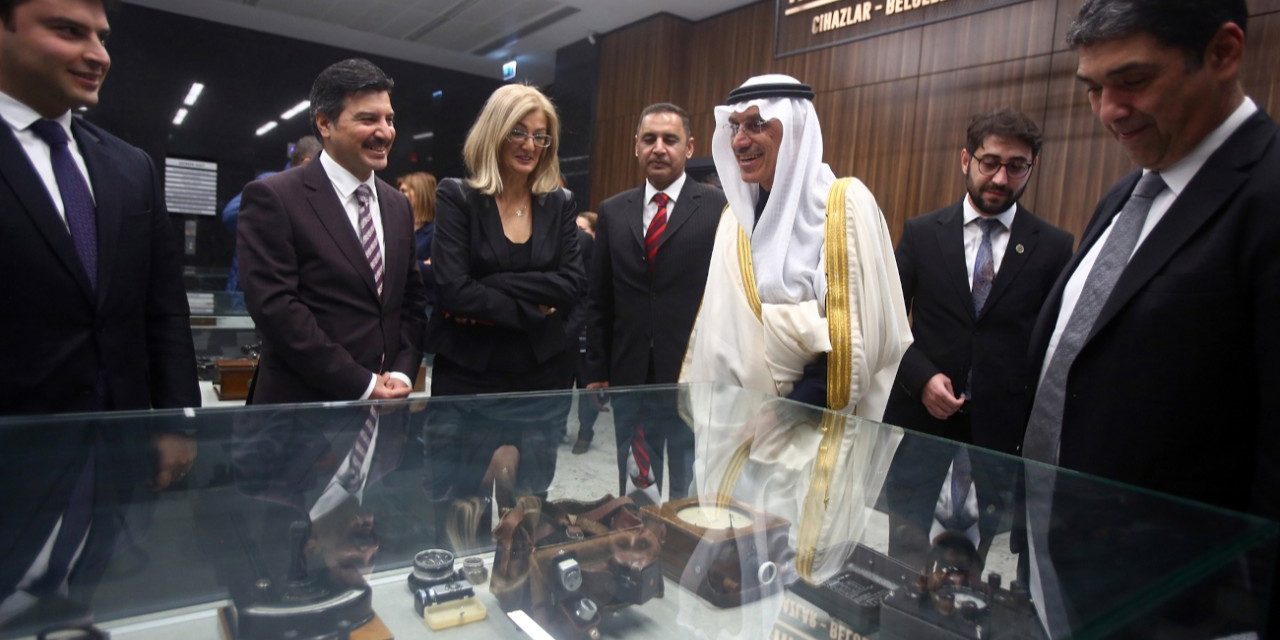 Dr. Muhammed Al Jasser ile İbrahim Halil Öztop, BEDAŞ’ı ziyaret etti