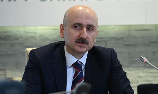 Metro yatırımlarımız süratle devam ediyor