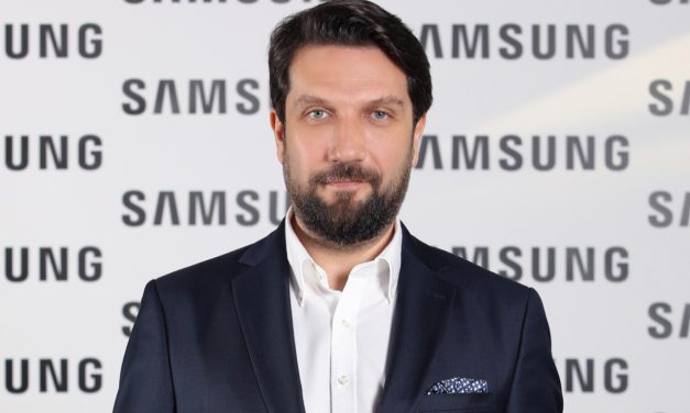 Samsung Türkiye’ye mükafata doymuyor