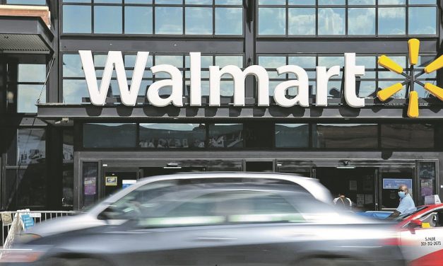 ABD’de artırım yarışı: Walmart’dan saatlik minimum fiyata artırım