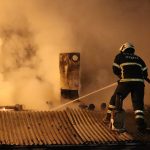 Bayburt’ta çatıda çıkan yangın söndürüldü