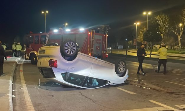 Devrilen araba şoförü hayatını kaybetti