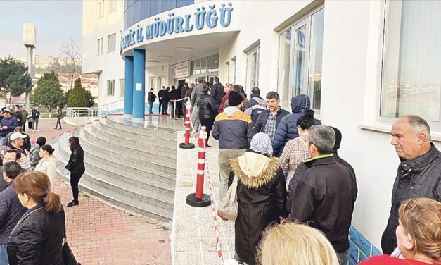 Emekli aylığına hak kazanmak için neler yapmak gerekiyor?