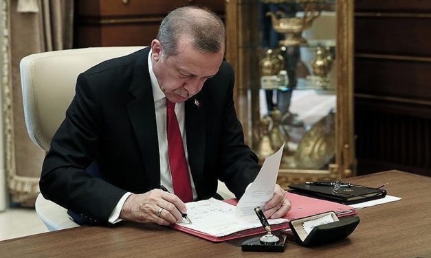 Erdoğan imzasıyla yayımlandı: Gece yarısı vazifeden alma ve atama kararları