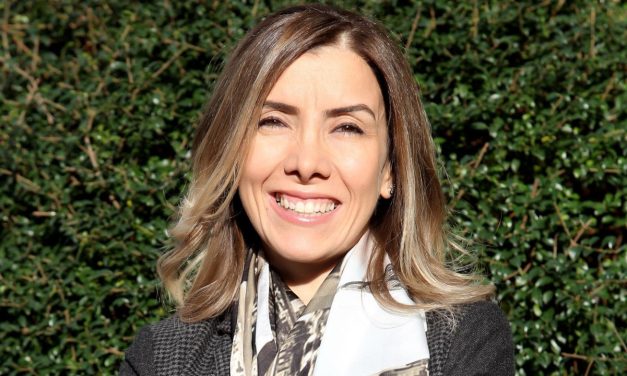 Hibrit bakkal ziyaret modelini hayata geçirdi