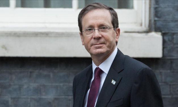 İsrail’de siyasi kriz devam ediyor