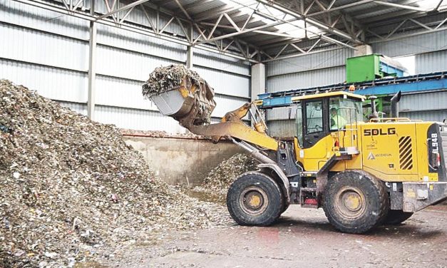 Katı atığı dönüştürerek 100 bin şahsa yetecek elektrik ürettiler
