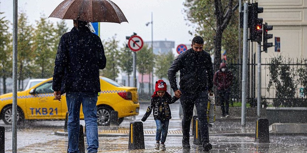 Marmara ve Karadeniz bölgelerinde sağanak yağış uyarısı