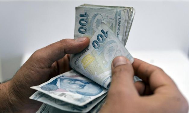 Peşini bırakmadı, 5 bin 406 liralık iade kazandı