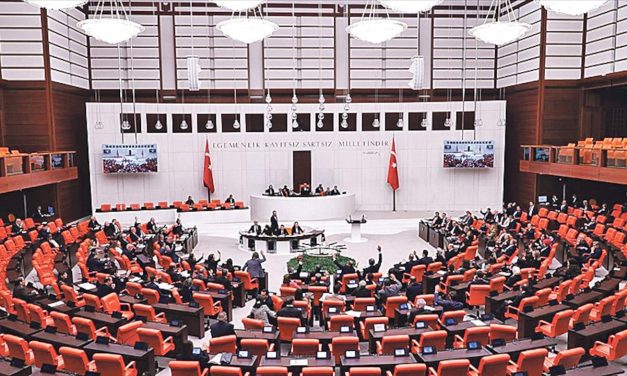 Sözleşmeliye takım bu hafta Meclis’te