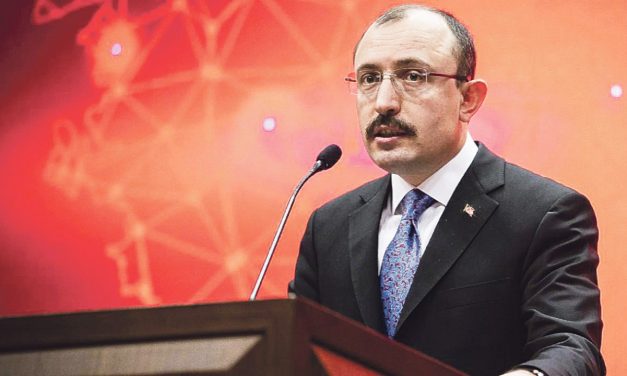 Türk müteahhitler yurt dışında 17,8 milyar dolarlık iş üstlendi