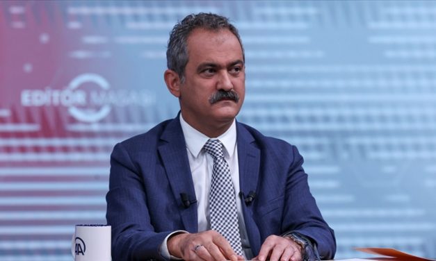 Ulusal Eğitim Bakanı Özer’den öğretmen atamalarına ait açıklama