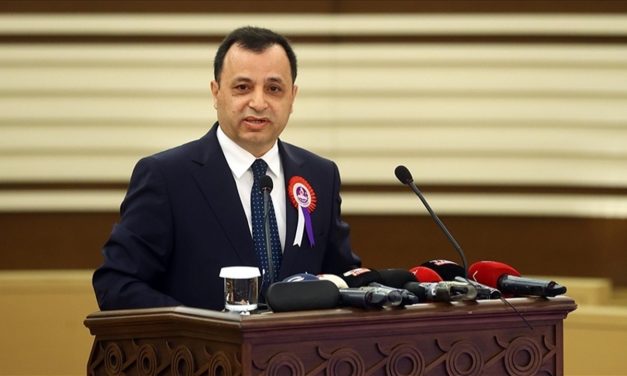 Zühtü Arslan: Anayasa Mahkemesi paradigmatik dönüşüm yaşadı